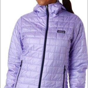 Nanopuff women’s Patagonia jacket with hood